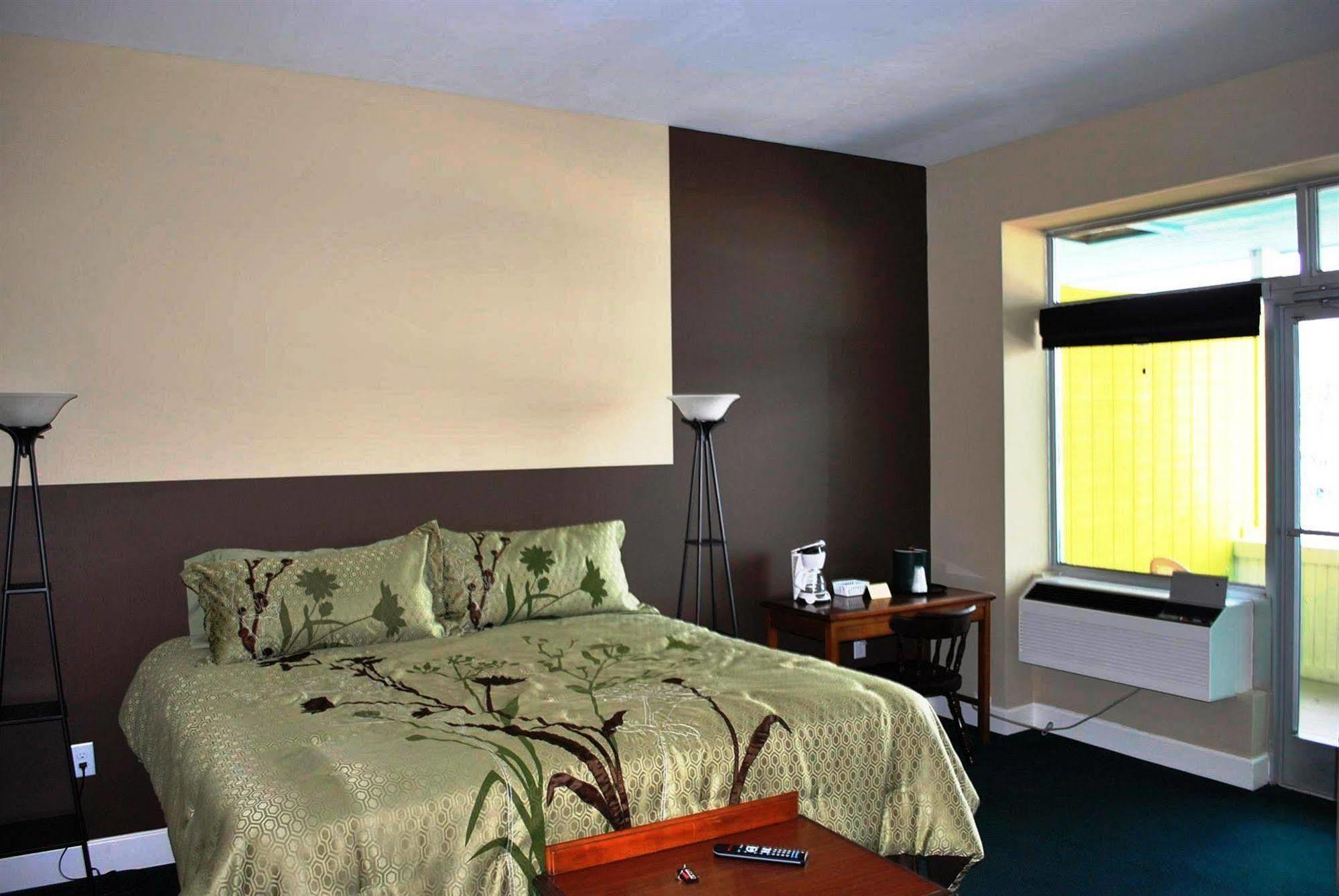 Fairfield Harbour Guest Rooms Нью-Берн Экстерьер фото
